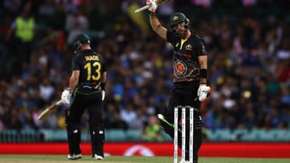 അടിച്ചുതകര്ത്ത് വെയ്ഡ്- മാക്സ്വെല് സഖ്യം; ഓസീസിനെതിരെ ഇന്ത്യക്ക് 187 റണ്സ് വിജയലക്ഷ്യം