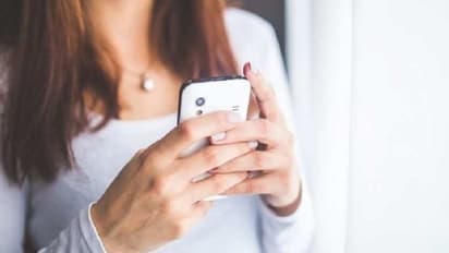 লিঙ্কে ক্লিক করতেই প্রতারণার শিকার যুবতী, টাকা না দিলে ছবি বিকৃত করে ভাইরালের হুমকি