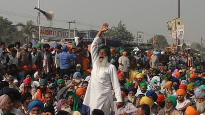 পরবর্তী সূচি ঘোষণা কৃষকদের, আড়াই ঘণ্টা কৃষি মন্ত্রীর সঙ্গে রুদ্ধদ্বার বৈঠক অমিত শাহর