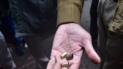 అమెరికాలో కాల్పులు: నలుగురి మృతి