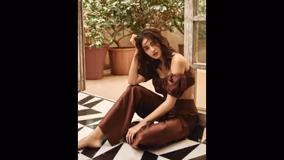 Ananya Panday once called these celebrities the biggest 'Gossip girls'  of Bollywood