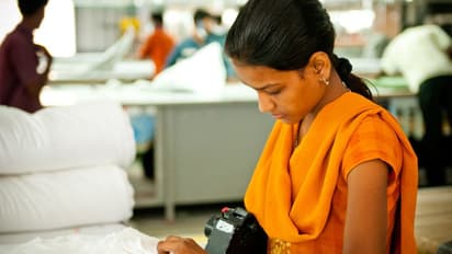 இந்திய உற்பத்தி பொருட்கள் ஏற்றுமதியை 2027ல் $10 பில்லியனாக உயர்த்த வால்மார்ட் திட்டம்