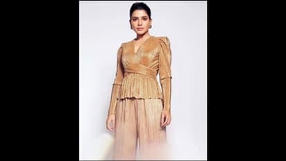 சமந்தா வெளியிட்ட ஒர்கவுட் ஸ்டோரி... சோல்டரில் வைத்து வெயிட் லிப்ட் பண்ணும் ஸ்லிம் பேபி..