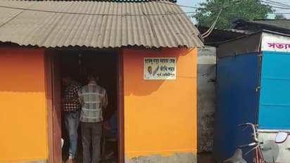 রাতারাতি বদলে গেল তৃণমূলের পার্টি অফিস, গুমটি ইউনিয়ন হল শুভেন্দু অধিকারীর সহায়তা কেন্দ্র