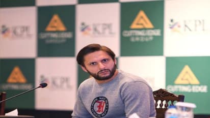 কেন স্টেডিয়ামে ভারতের পতাকা উড়িয়েছেন তার ছোট মেয়ে, কারণ জানালেন শাহিদ আফ্রিদি