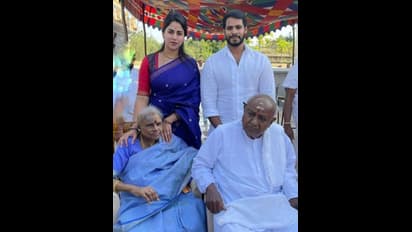 ಸುಮಾರು ತಿಂಗಳ ನಂತರ ಕ್ಯಾಮೆರಾ ಮುಂದೆ ಕಾಣಿಸಿಕೊಂಡ ನಿಖಿಲ್ ದಂಪತಿ!