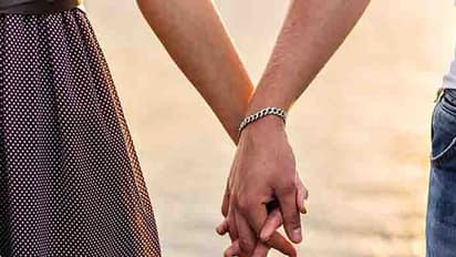 45 കാരന് ഭര്ത്താവിനെ ഉപേക്ഷിച്ച് 21കാരനായ ഭര്ത്താവിന്റെ മകനെ വിവാഹം കഴിച്ച് 35കാരി