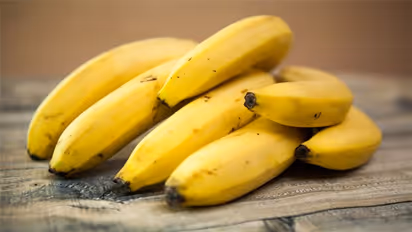 എല്ലുകളുടെ ബലത്തിന് ഏതെല്ലാം പഴങ്ങളാണ് കഴിക്കേണ്ടത്?