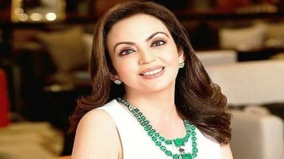 ಮುಕೇಶ್ ಅಂಬಾನಿ ಪತ್ನಿ ಬನಾರಸ್ ವಿವಿಗೆ ಅತಿಥಿ ಉಪನ್ಯಾಸಕಿ: ಆಕ್ಷೇಪ