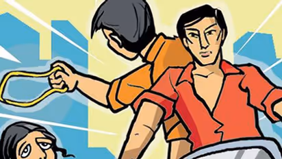 ಮಹಿಳೆಗೆ ಮಚ್ಚಿನಿಂದ ತಲೆಗೆ ಹೊಡೆದು ಮಾಂಗಲ್ಯ ಸರ ಕಸಿದು ಪರಾರಿ