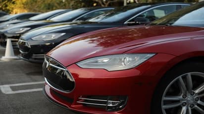 ಜೇಬಲ್ಲಿ ದುಡ್ಡಿಲ್ಲ, ಆದರೂ ರಿಜಿಸ್ಟ್ರೇಶನ್ ನಂಬರ್ಗಾಗಿ 32 ಲಕ್ಷ ರೂ.ವರೆಗೆ ಬಿಡ್ಡಿಂಗ್ ಕೂಗಿದ ಭೂಪ!