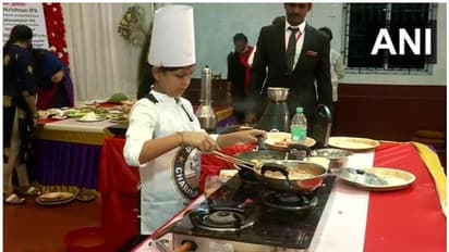 58 മിനിറ്റിനുള്ളിൽ ഈ മിടുക്കി തയ്യാറാക്കിയത് 46 വിഭവങ്ങൾ, ലോക റെക്കോര്ഡ് നേടി തമിഴ് പെണ്കുട്ടി