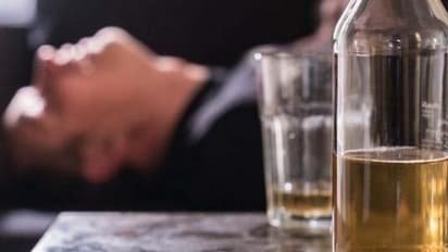 న్యూ ఇయర్ స్పెషల్.. ఏరులై పారిన మద్యం..!