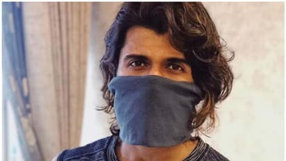 സൈനികന്റെ വേഷത്തില് വിജയ് ദേവെരകൊണ്ട