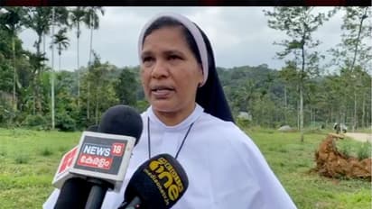 സിസ്റ്റർ ലൂസി കളപ്പുരയ്ക്ക് മഠത്തിൽ തുടരാമെന്ന് മാനന്തവാടി കോടതി