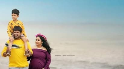 'பாரதி கண்ணம்மா' பிரபலத்திற்கு குழந்தை பிறந்தாச்சு..! முதல் முறையாக வெளியிட்ட புகைப்படம்..!