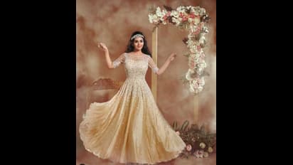 ‘நாயகி’ சீரியல் நடிகை வித்யாவா?.... இல்ல சிண்ட்ரெல்லாவின் ஜெராக்ஸா?... தேவதையாய் அழகில் மிளிரும் போட்டோஸ்...!