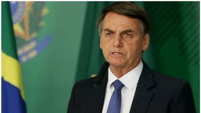 സ്ത്രീകള്ക്ക് താടി വളരാം, മനുഷ്യനെ മുതലയാക്കിയേക്കാം; കൊവിഡ് വാക്സിനെതിരെ ബ്രസീൽ പ്രസിഡന്റ്