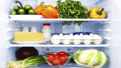 இந்த பழங்களை தப்பி தவறி கூட பிரிட்ஜில் வைக்காதீங்க...ஏன் தெரியுமா?