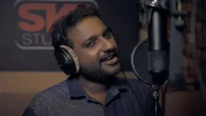 ക്രിസ്മസ് ഗാനവുമായി നജിം അർഷാദ് ; അവതരണ മികവിൽ ശ്രദ്ധേയമായി 'രാവിൻ സംഗീതം'