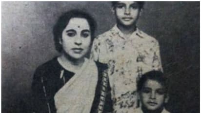 അമ്മയുടെ ഓര്മദിനത്തില് അപൂര്വ ഫോട്ടോയുമായി അമിതാഭ് ബച്ചൻ