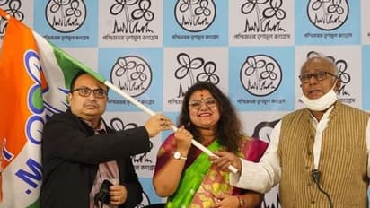 বিজেপির ঘরের বউ সুজাতা,  তৃণমূলে গিয়ে পদ্মবিকাশ রুখতে পারবেন কি আরামবাগে