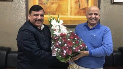 यूपी सरकार के मंत्री से खुली बहस के लिए आए मनीष सिसोदिया,फिर...ट्टिटर पर किया ऐसे वार