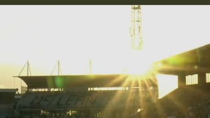 'വെയിലടിച്ചു'; ന്യൂസിലന്ഡ്-പാക്കിസ്ഥാന് ടി20 മത്സരം തടസപ്പെട്ടു