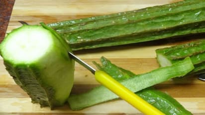 Farmers Day: क्या आप भी फेंक देते हैं सब्जियों के डंठल-छिलके? फेंकने की जगह बना सकते हैं लाजवाब सब्जियां