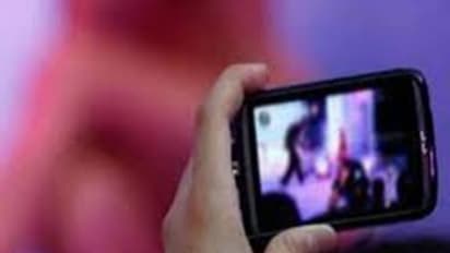 ಹನಿಟ್ರ್ಯಾಪ್ ಕೇಸ್ : ವಿಡಿಯೋ ಮೂಲಕ ಬೆತ್ತಲಾದವಳು ಅರೆಸ್ಟ್