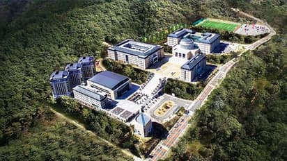 Ending Hindi in Busan University: Students appeal to Modi to step in