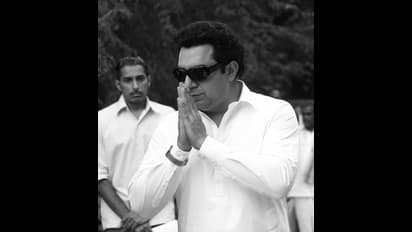 எம்.ஜி.ஆர் பிறந்தநாளில் 'தலைவி' பட ரொமான்ஸ் புகைப்படத்தை வெளியிட்ட கங்கனா..!