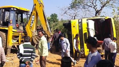 MP में हादसे पर हादसा: पहले एक फिर एक-एक करके 3 की और मौत, देखने वाले भी बोले-ये कैसा एक्सीडेंट था