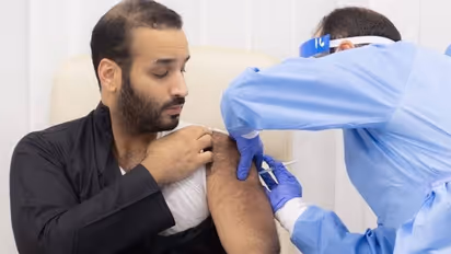 സൗദി കിരീടാവകാശി മുഹമ്മദ് ബിന് സല്മാന് കൊവിഡ് വാക്സിന് സ്വീകരിച്ചു