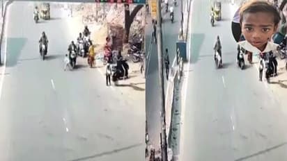 తప్పెవరిది? : రోడ్డుకు అడ్డంగా పరిగెత్తిన చిన్నారి.. ఢీ కొట్టిన టూ వీలర్.. చివరికి...