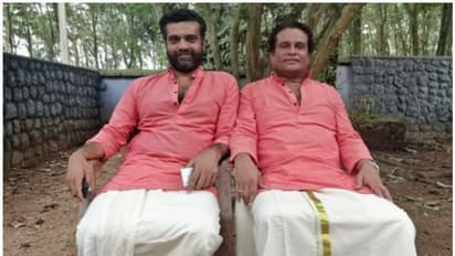 'കാത്തിരിക്കുകയായിരുന്നു അവനെ, ഇനി ഒറ്റക്ക് പറയാം, ചിയേഴ്സ്', അനില് പി നെടുമങ്ങാടിനെ ഓര്ത്ത് ഹരീഷ് പേരടി