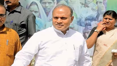 സ്വത്തുവിവരങ്ങൾ നൽകാൻ ആവശ്യപ്പെട്ടതിന് പിന്നാലെ മുൻകേന്ദ്രമന്ത്രി ജെഡിയുവിൽ നിന്ന് രാജിവെച്ചു