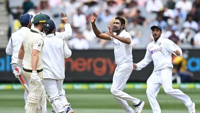 ഐസിസി ബൗളര്‍മാരുടെ റാങ്കിങ്ങില്‍ നേട്ടമുണ്ടാക്കി അശ്വിനും ബുമ്രയും; കമ്മിന്‍സ് ഒന്നാം സ്ഥാനം നിലനിര്‍ത്തി