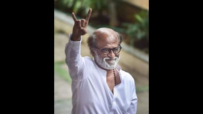 திமுகவுக்கு நாங்கள் எதிரி... இறங்கி வேலைசெய்யும் ரஜினி ரசிகர்கள்..!