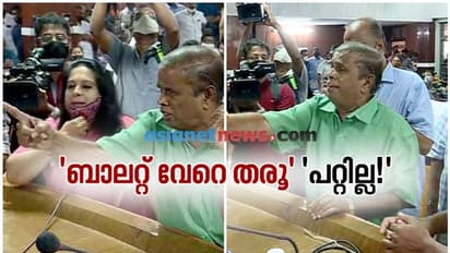 പാലക്കാട്ട് ബിജെപി അംഗം വോട്ട് മാറ്റിക്കുത്തി, ബാലറ്റ് മാറ്റി നൽകുന്നതിൽ തർക്കം, ബഹളം