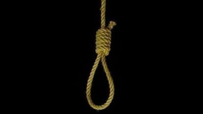 நடிகர் தூக்கிட்டு தற்கொலை..! திரையுலகினர் அதிர்ச்சி..!