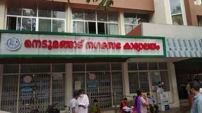 സിപിഐയെ തോൽപ്പിച്ച് നേടിയ വൈസ് ചെയർമാൻ സ്ഥാനം വേണ്ടെന്ന് സിപിഎം ജില്ലാ നേതൃത്വം, രാജിവെക്കാൻ നിർദ്ദേശം