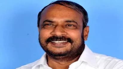 కర్ణాటక శానస మండలి డిప్యూటీ చైర్మన్ ఆత్మహత్య