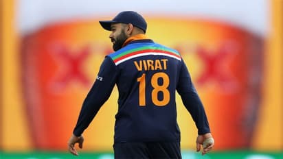 సెంచరీ కొట్టిన విరాట్ కోహ్లీ...  100 మిలియన్ల ఫాలోవర్లు కలిగిన మొట్టమొదటి క్రికెటర్‌గా రికార్డు...