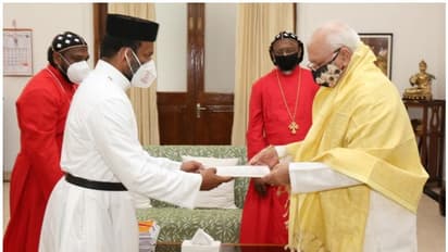 സഭാ തർക്കം പരിഹരിക്കാൻ നിയമനിർമ്മാണം വേണം; യാക്കോബായ സഭ ഗവർണർക്ക് ഭീമഹർജി നൽകി