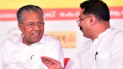 നീണ്ട പ്രതിരോധത്തിനൊടുവിൽ ജലീലിൻ്റെ രാജി: തീരുമാനിച്ചത് മുഖ്യമന്ത്രി, അറിയിച്ചത് കോടിയേരി