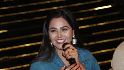 బిగ్ బాస్ స్క్రిప్టెడ్ నే... అసలు విషయం బయటపెట్టిన మోనాల్