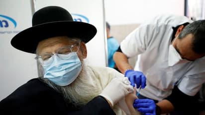 ലോകത്തിലെ ഏറ്റവും വേഗമേറിയ വാക്സിനേഷൻ പരിപാടിക്ക് തുടക്കമിട്ട് ഇസ്രായേൽ