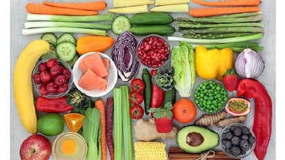 బైటి నుంచి తెచ్చే ఆహారపదార్థాలను ఎలా శుభ్రం చేయాలంటే...