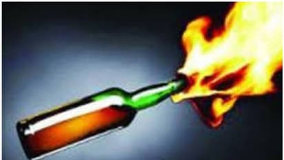 പേരാമ്പ്രയില്‍ വീടിന് നേരെ പെട്രോള്‍ ബോംബെറിഞ്ഞു